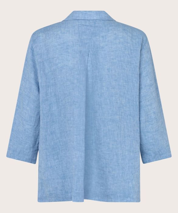 MASAI paita Ilhan marina sininen pellava Tama vaaleansininen pellavapaita pysyy mukanasi koko kauden. Se on pehmea ja