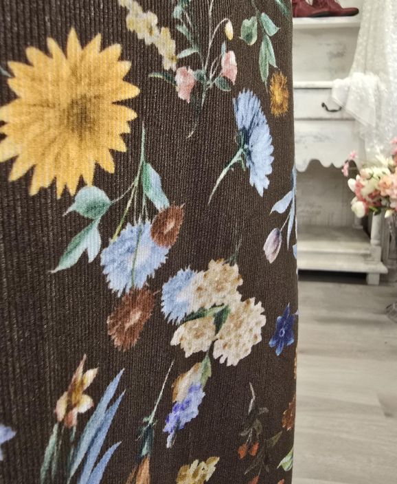 Marta du Château mekko 259351 ihana kukkakuosi tyylikkäässä puuvilla vakosametissa tuotekuva 6