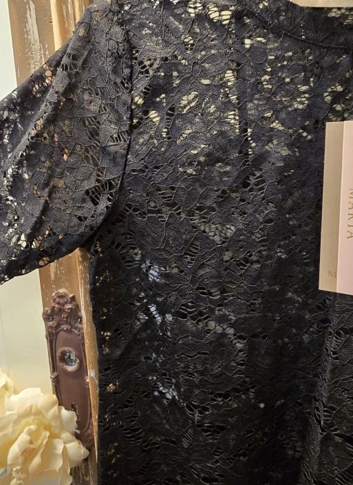 Marta du Château ihana pitsipaita 7707 ajaton musta romanttinen malli, ihana kun näkyy neuleen alta tuotekuva 2