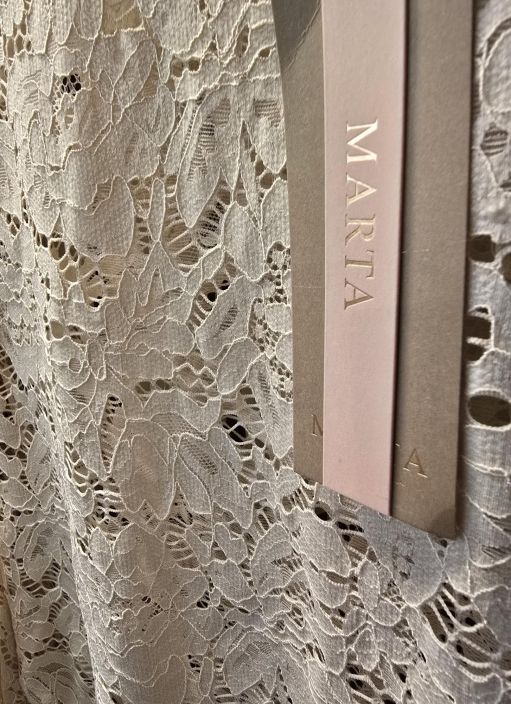 Marta du Château ihana pitsipaita 7707 vaalea Beige romanttinen malli, ihana kun näkyy neuleen alta tuotekuva 1