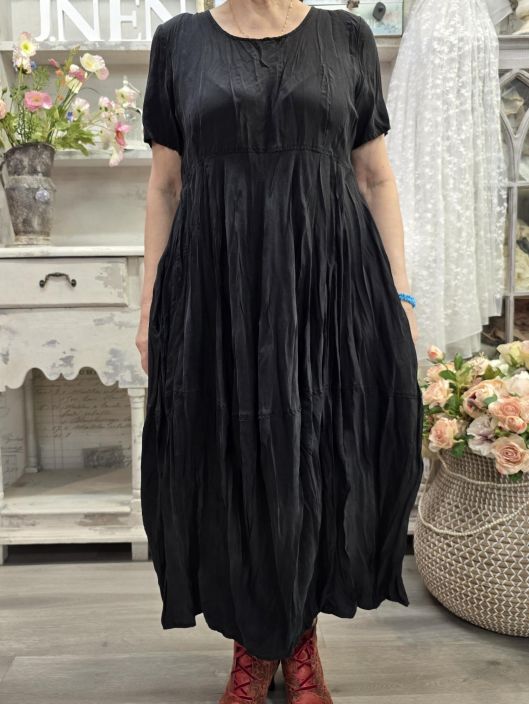 Grizas silkkimekko 91494 Musta yksivärinen laadukas ja äärettömän mukava tuotekuva 6 Grizas silkkimekko 91494 Musta yksivärinen laadukas ja äärettömän mukava tuotekuva 6