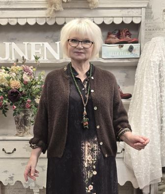 Marta du Château pörröinen neulejakku 2413 Ihana ruskea todella mukava pörröneule