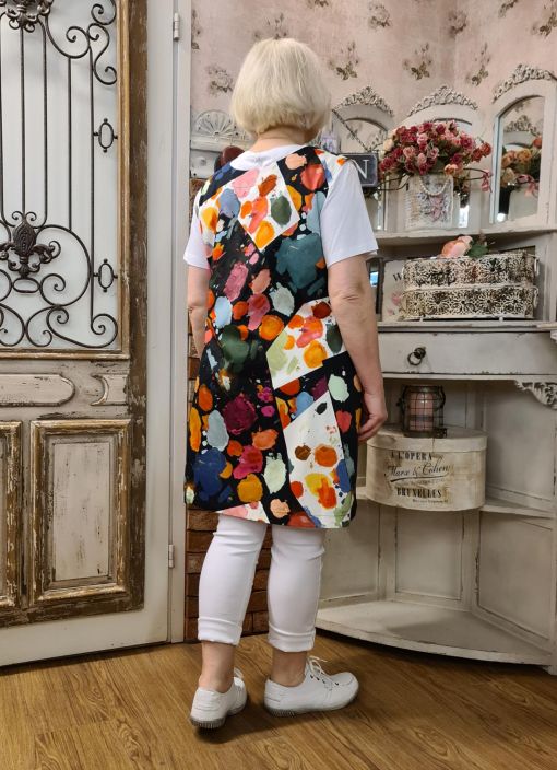 Aino liivimekko Mara (Paletti) Tama liivimekko on valmistettu iloiseen ja varikkaaseen puuvilla popliini kankaaseen. Sopii