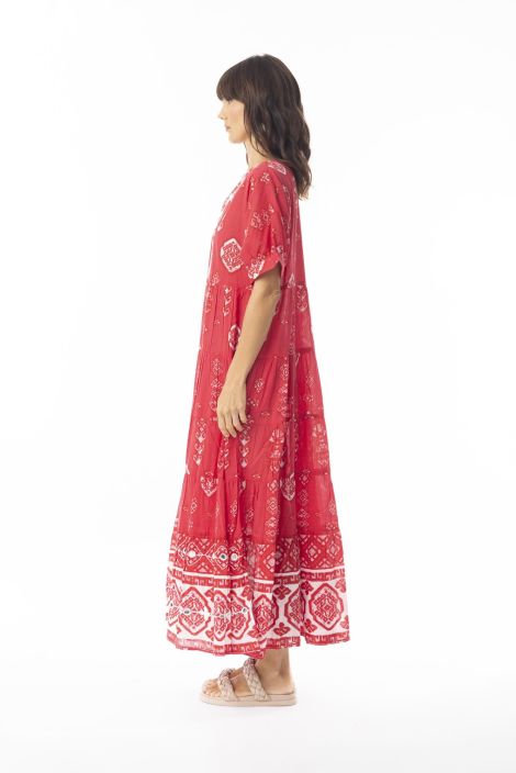 Escape pitkä mekko 40147 Carla Red punainen ihana pitkä mekko koristeilla tuotekuva 1