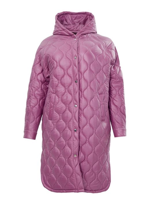 MAT takki 4037 / 8003 (Magenta) Kaunis hupullinen MAT takki jossa on edessa nepparit. Sivuissa pienet tyylikkaat halkiot.