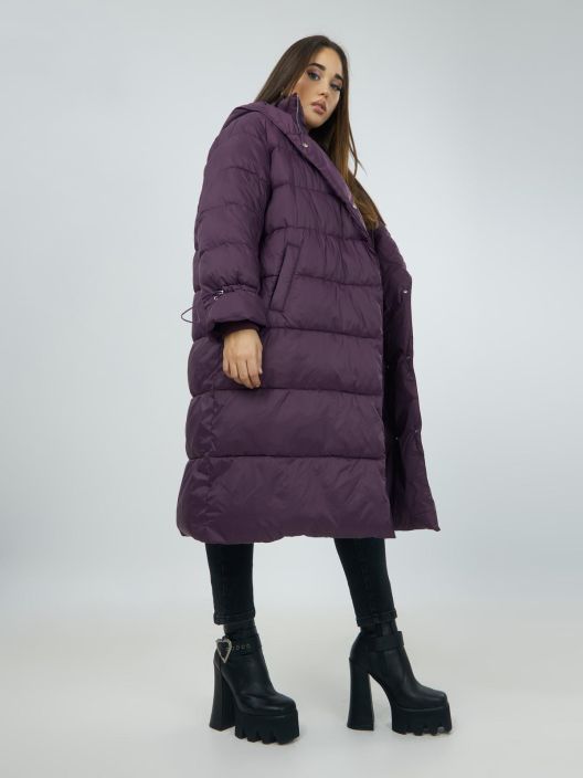 MAt takki 4048 / 8003 (Burgundy) Hupullinen MAT takki joka on erittain pehmea ja mukava. Suora malli jossa edessa niin