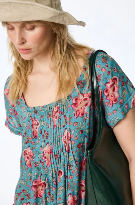 Himalaya tunika Ilka Vintage Flower Blue värikäs graafinen painatus ja laskostetut yksityiskohdat tuotekuva 3