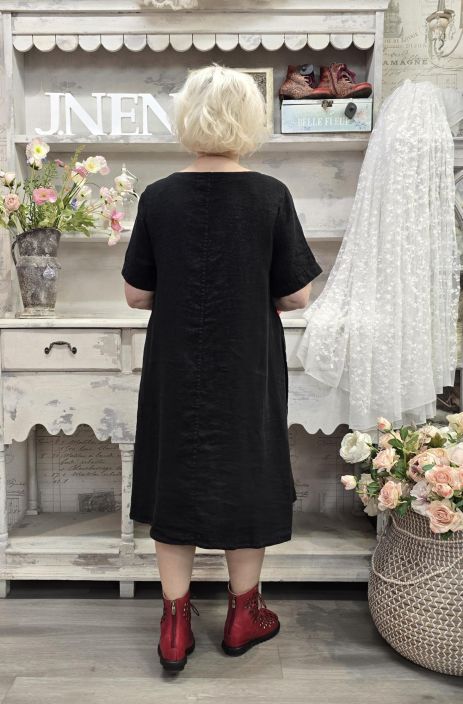 Grizas pellavamekko 52302 Musta tyylikäs malli jossa sivuissa korkeat halkiot napeilla tuotekuva 5