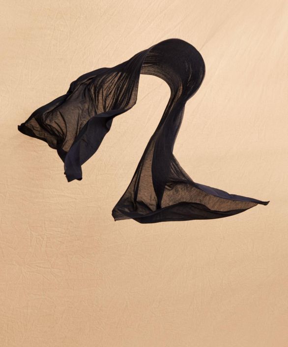 MASAI huivi Amega Musta klassikko todella mukava huivi tuotekuva 3