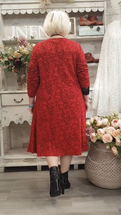 Pont Neuf mekko Maica Deep red punainen kaunis ommeltu tekstuurinen kuosi tuotekuva 2