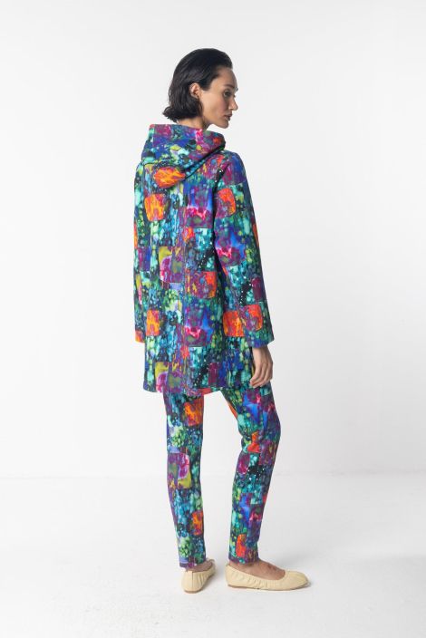 AINO huppari Anna Loiste värikäs yhdistelmä kuoseja ja värejä tuotekuva 5