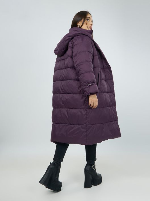 MAt takki 4048 / 8003 (Burgundy) Hupullinen MAT takki joka on erittain pehmea ja mukava. Suora malli jossa edessa niin