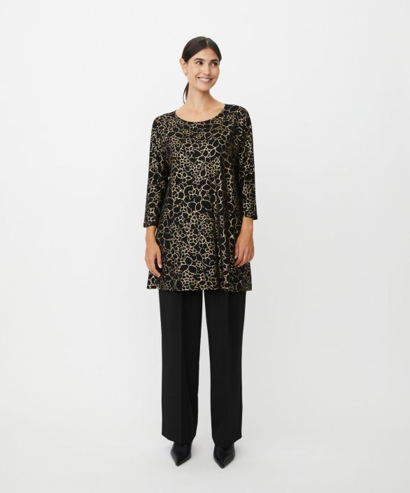 MASAI tunika Gertine Gold kaunis kultainen kuosi trikoo mallissa tuotekuva 3