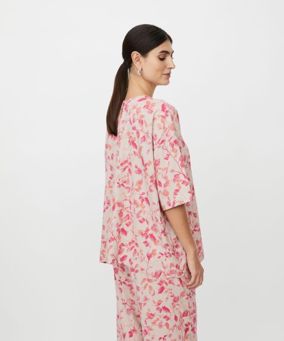 MASAI paita Degana Carmine ylisuuri super mukava ns. "laatikko"malli tuotekuva 3