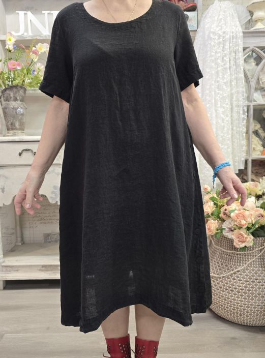 Grizas pellavamekko 52302 Musta tyylikäs malli jossa sivuissa korkeat halkiot napeilla tuotekuva 6