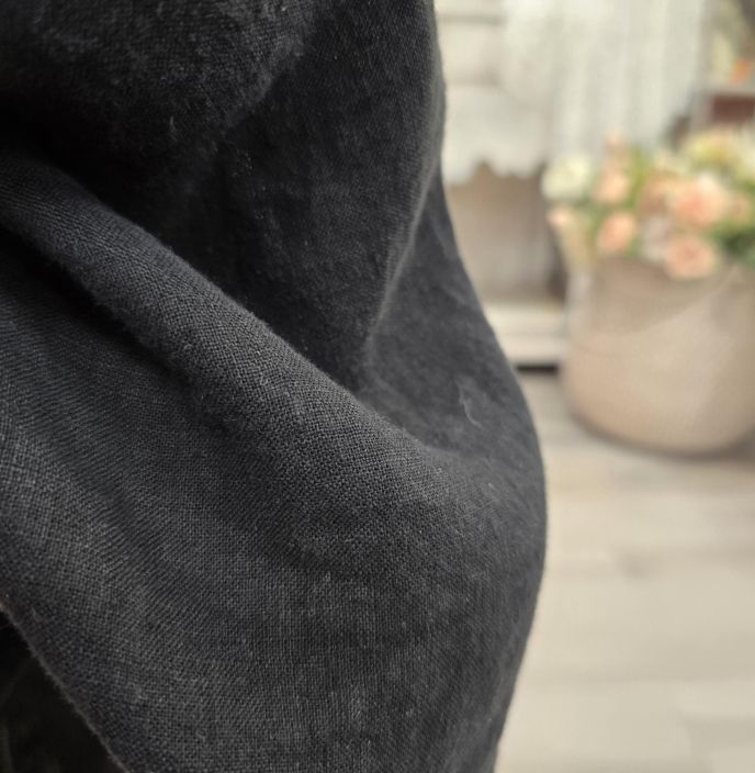 Grizas pellavamekko 52302 Musta tyylikäs malli jossa sivuissa korkeat halkiot napeilla tuotekuva 7