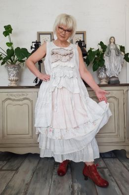 Rosalie tunica 16 (Ruutu)