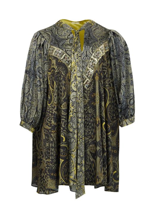 MAT tunika 7056 / 8001 (Olive green) Ihana MAT tunika jonka kangas tuntuu silkkimaiselta ja se laskeutuu yllasi kauniisti.