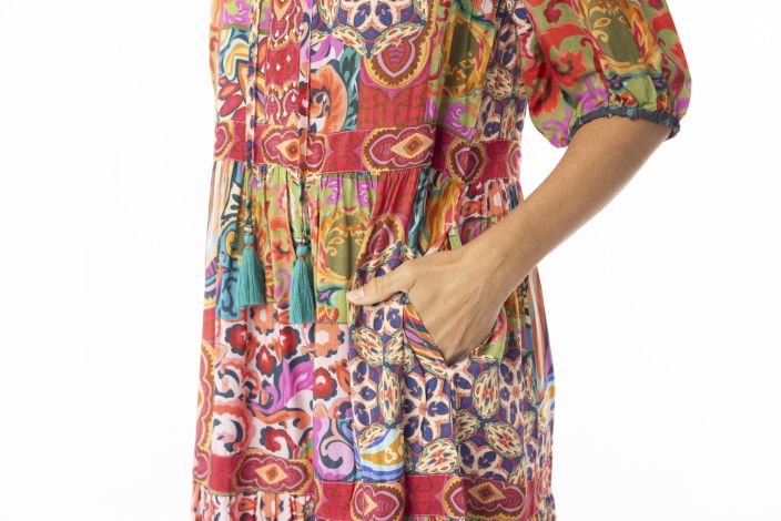 Escape mekko 71565 Francesca näyttävät hihat ja kiiltävät koristeet tuotekuva 4 Escape mekko 71565 Francesca näyttävät hihat ja kiiltävät koristeet tuotekuva 4