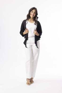 Orientique boleroneulejakku 1315 Musta klassikko neule jonka voit heittää jokaisen asun päälle