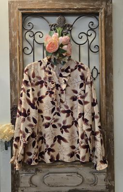 MARTA DU CHÂTEAU Marta du Château paita 5891 kaunis kuosi ja frillat