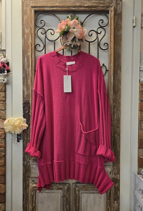 NOEN neule 83665 Pinkki uniikin mallinen paksumpi neule Kaunis ja uniikin mallinen NOEN neule tyylikkaassa pinkin savyssa.