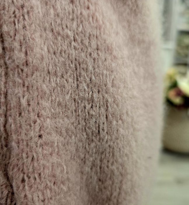 Marta du Chateau neulejakku 2413 Old pink vanha roosa todella pehmeä tuotekuva 6 Marta du Chateau neulejakku 2413 Old pink vanha roosa todella pehmeä tuotekuva 6