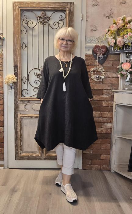 THING tunika/mekko 7148 Ajaton musta A-linjainen malli uniikilla helmalla tuotekuva 1