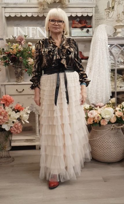 NOEN frilla kerrokset ja ihana sifonki hame 85754 Puuteri/kerma tuotekuva 6