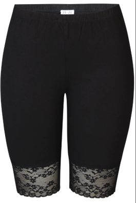 ZE-ZE Ze-Ze pitsilahkeiset biker shortsit  legginsit Malus musta romanttiset ja helppokäyttöiset