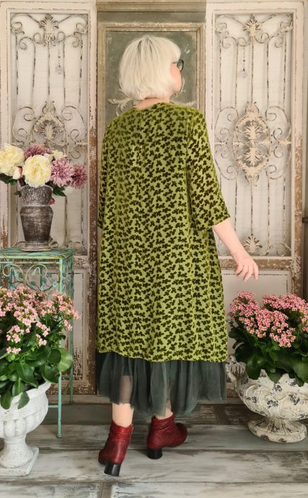 Grizas tunika/mekko 52440 (272) Erittain pehmeasta ja kauniisti laskeutuvasta silkki/rayon sekoituksesta valmistettu Grizas