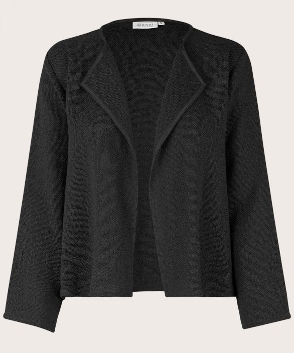 MASAI jakku Julitta (Musta) Jotkut klassikot palaavat kaudesta toiseen - ja tama kaunis boucle-takki on yksi niista. Ajaton