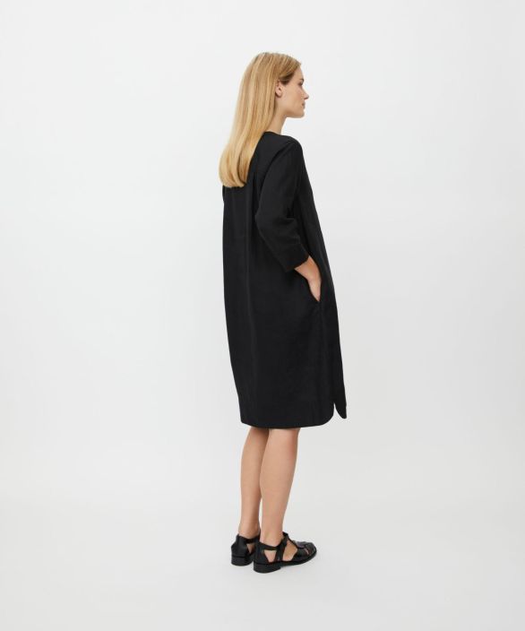 MASAI mekko Nokolo Musta mukava ja tyylikäs pellava tuotekuva 1