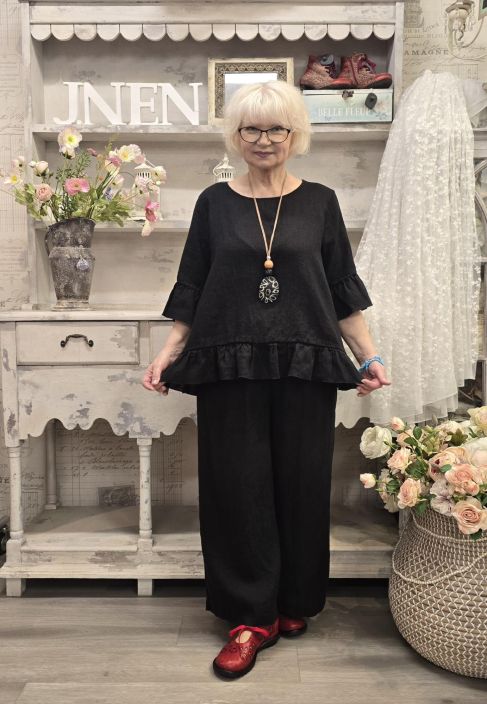 THING pellavahousut 7230 Musta leveät lahkeet joustava vyötärö sivutaskut tuotekuva 1 THING pellavahousut 7230 Musta leveät lahkeet joustava vyötärö sivutaskut tuotekuva 1