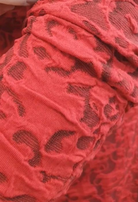 Pont Neuf mekko Maica Deep red punainen kaunis ommeltu tekstuurinen kuosi tuotekuva 3