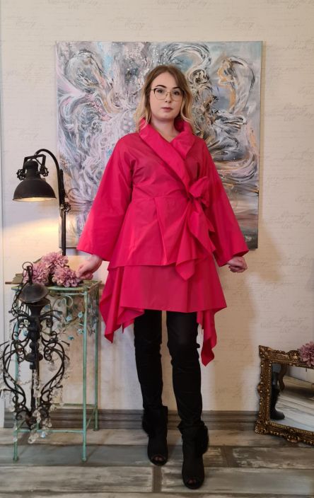 IGOR jakku/tunika Japan (Pinkki) Tama upea juhlava laatu tunnetaan myos nimella tafti. Kaunis, uniikki ja nayttava jakkuna