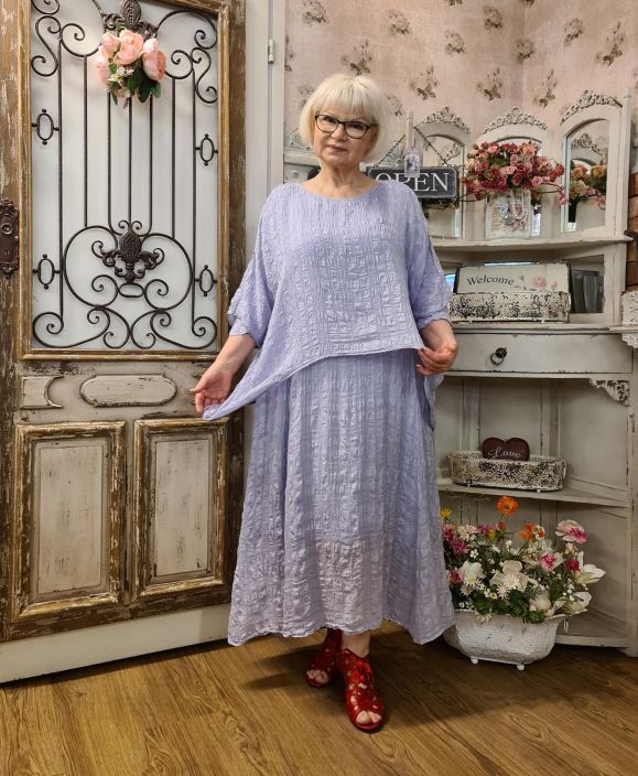Grizas paita 52455 (263) Kevyt silkki paita joka on kevyt kuin unelma. Erinomainen vaate kun haluat suojata olkapaitasi