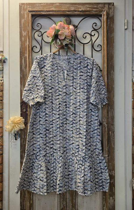 MASAI mekko Norellis Primrose ihana päälle ommeltu kuosi tuotekuva 3 MASAI mekko Norellis Primrose ihana päälle ommeltu kuosi tuotekuva 3