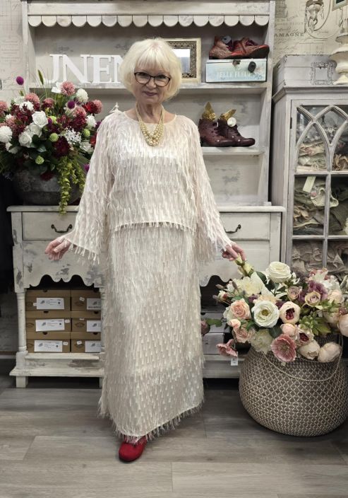 NOEN suloinen hame 85805 offwhite ihanilla hapsuilla tuotekuva 2 NOEN suloinen hame 85805 offwhite ihanilla hapsuilla tuotekuva 2