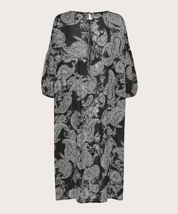 MASAI mekko Nilu (Black) Tama mekko on niin kevyt ja ilmava, etta tuskin huomaat kayttavasi sita. Pehmea ja hieman