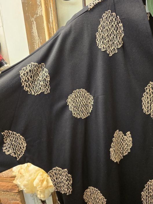 NOEN jakku 87138 Musta ja beiget ommellut pallot tuotekuva 3