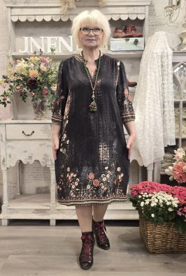 Marta du Château tunika 7474 musta kaunis romanttinen kuosi