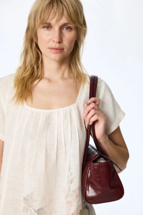 Himalaya mekko Illa Valkoinen kukkakuosillinen vesivärikuvio ja laskokset tuotekuva 2