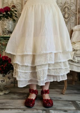 LES OURS Les Ours hame Madou (01)