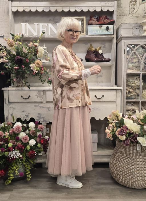 Marta du Chateau paita 8687 Beige ihana syksyn kuosi puuvillassa tuotekuva 3 Marta du Chateau paita 8687 Beige ihana syksyn kuosi puuvillassa tuotekuva 3