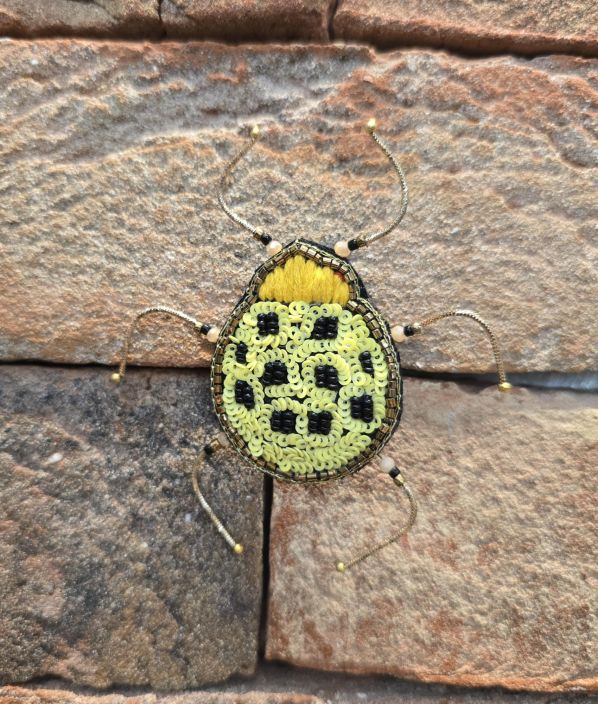 Erfurt koriste ötökkä hakaneulalla, käsityötä Vihreä/Mustatäplä kuoriainen tuotekuva 2