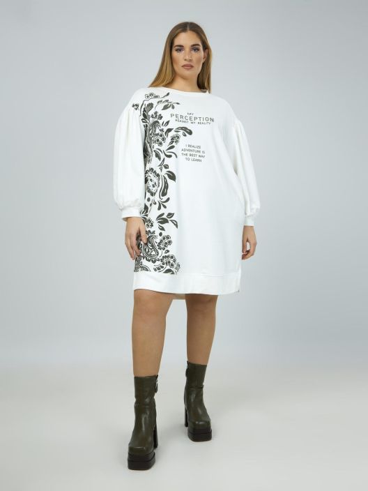 MAT tunika/mekko 7040 / 8001 (Off-white) Pehmeasta collegen tuntuisesta kankaasta valmistettu MAT tunika joka menee