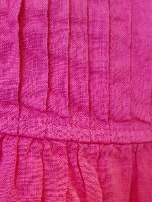 Aurea Vita mekko Dona (Pinkki) Aurea Vita on suosittu designmallisto Ruotsista joka valmistaa upeita vaatteita