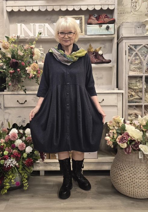 THING mekko 7298 Navy tummansininen kaunis tekstuurinen puuvilla/viskoosi tuotekuva 3 THING mekko 7298 Navy tummansininen kaunis tekstuurinen puuvilla/viskoosi tuotekuva 3