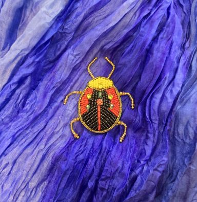 Erfurt koriste ötökkä hakaneulalla, käsityötä Musta/punainen kuvio kuoriainen